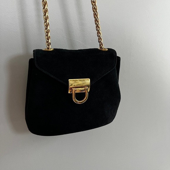 Browns Shoes Made in Canada Small Black Velvet Purse Gold Chain and Hardware - Picture 7 of 14